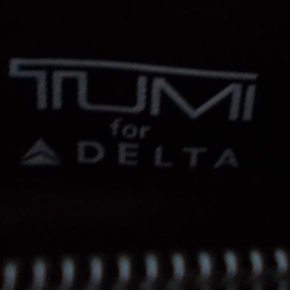 TUMI Gray Make up Travel Pouch Bag NWOT - Picture 6 of 6